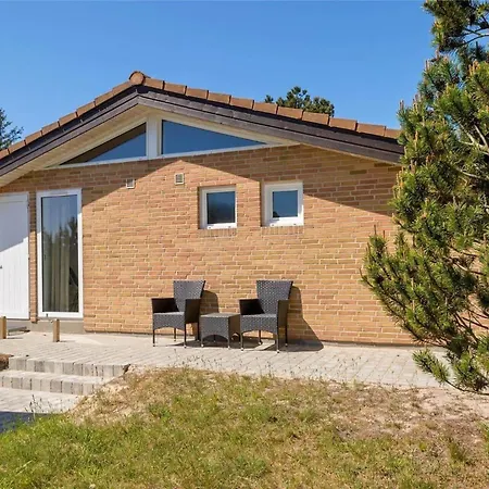 Bv163-blavand-poul-helgesensvej-13 Blåvand