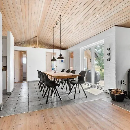 Bv163-blavand-poul-helgesensvej-13 ブラーバンド