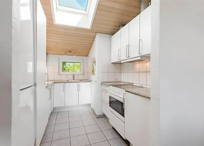 Bv163-blavand-poul-helgesensvej-13